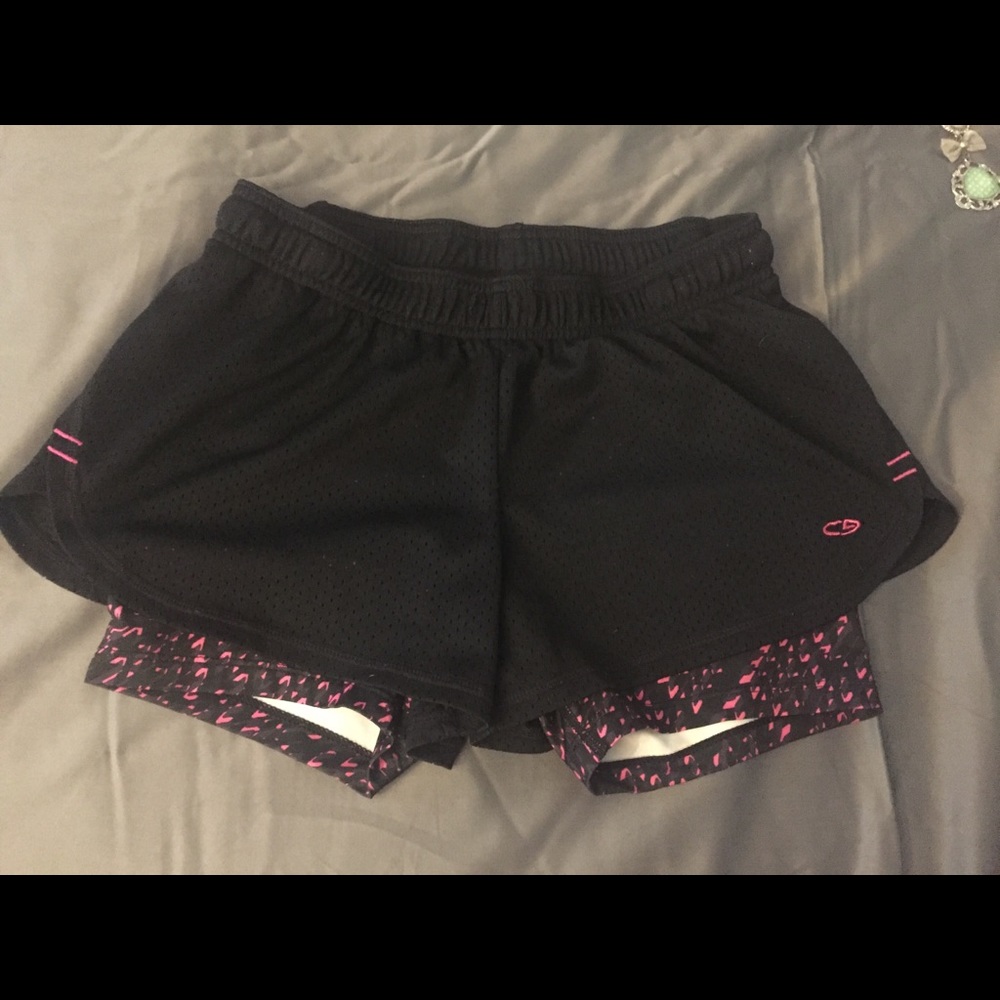 Champion running shorts 🏃🏼‍♀️🏃🏼‍♀️🏃🏼‍♀️